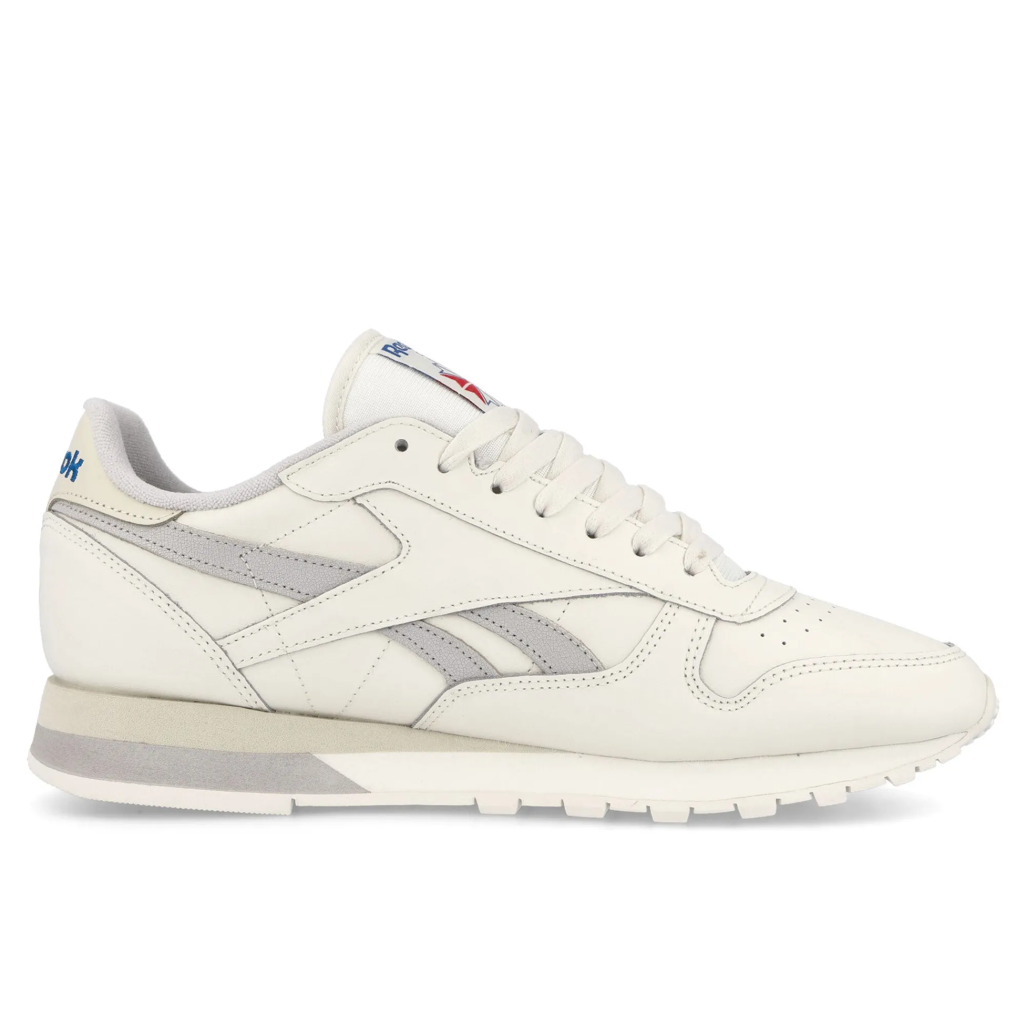 Low Tops | The Classics^Reebok Classic Leather Chalk/LightSolarGrey/Alabaster