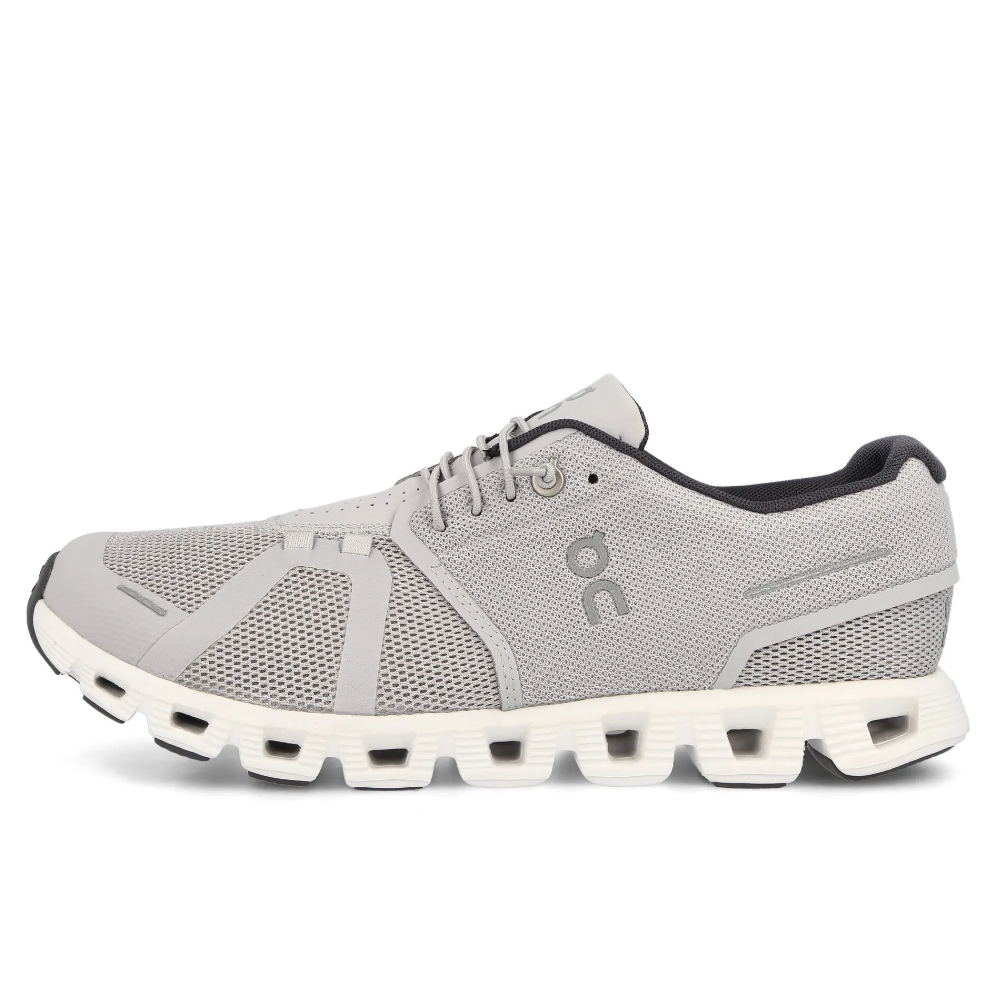 Low Tops | Retro & Running^On Running Cloud 5 Glacier/White